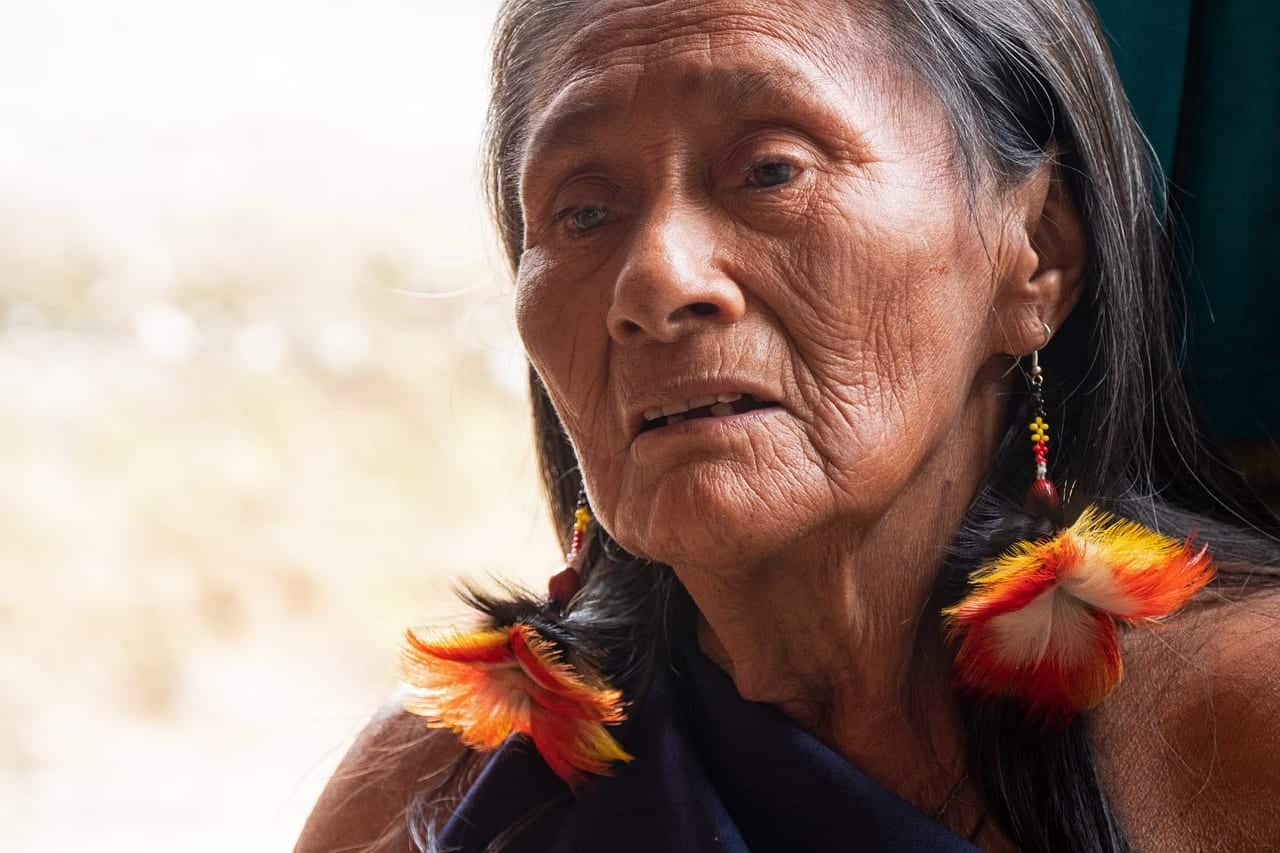 indigenous Ecuadorian woman