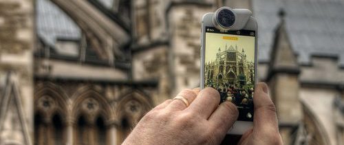 Should Facebook Give Up on Camera Apps?